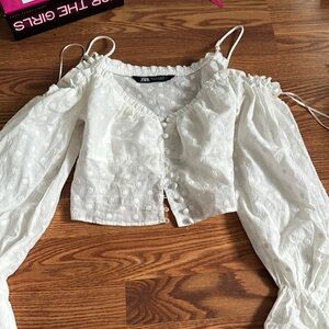 Zara women’s medium top